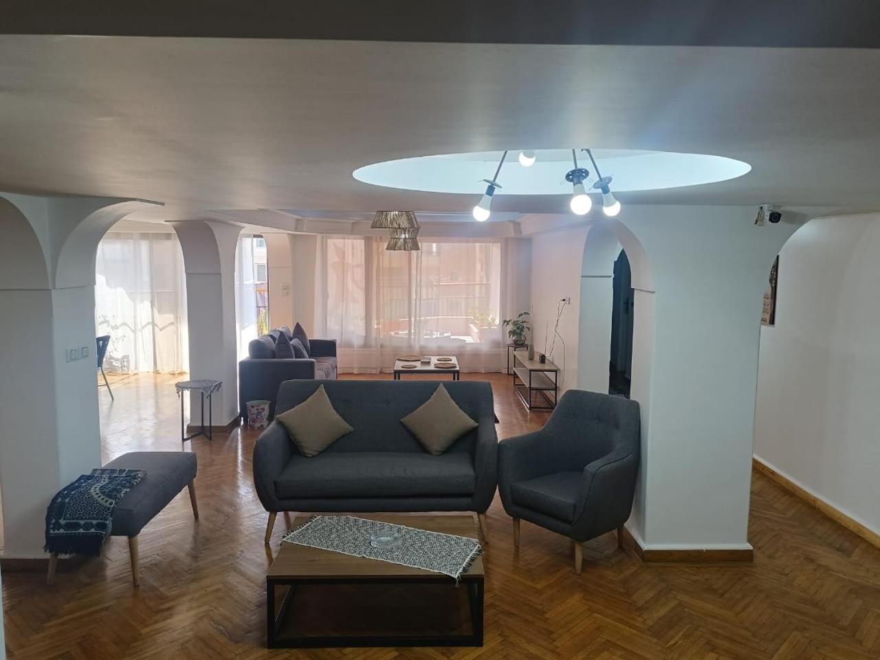 Pyramids Nights Hostel Kafret el-Gabal エクステリア 写真